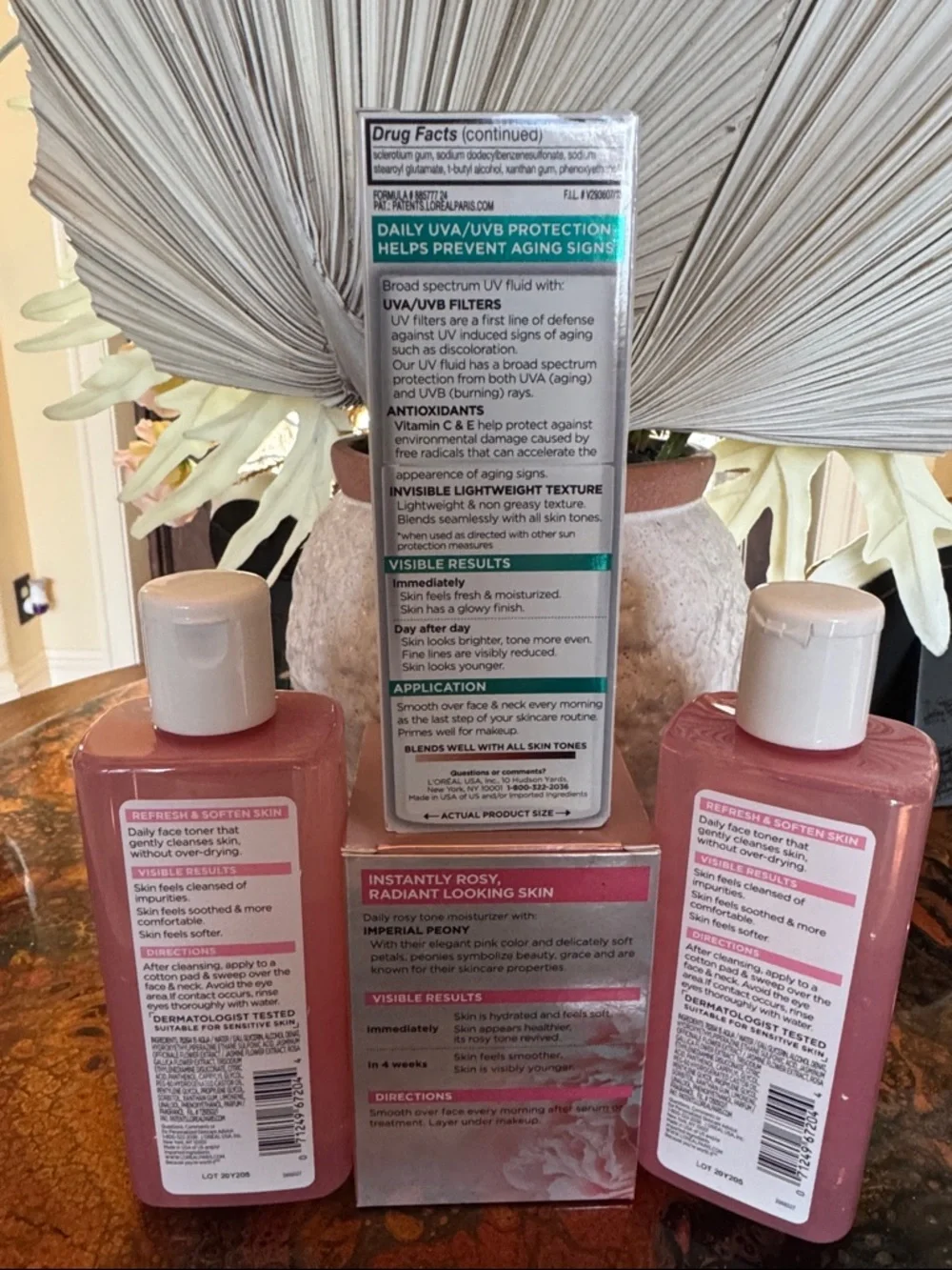 L'Oreal (2)Toner & Bright Reveal SPF 50 Daily UV Lotion & Moisturizer